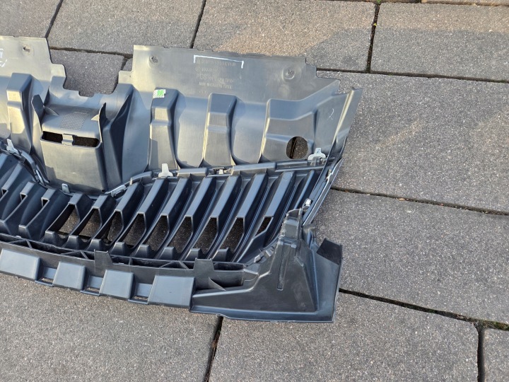 фото №14, Skoda fabia iii передній рестайлінг решітка хром оригінал 6v0853653 14-2018