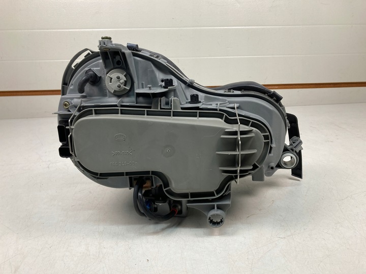 фото №9, Лампа ліва передня mercedes e клас w210 a210 ксенон нова 144869