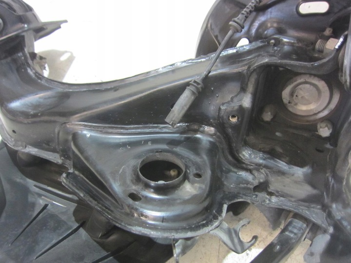 фото №9, Bmw x1 f48 рычаг правые задний зад поворотный кулак 33326851580 2468426 33306898964