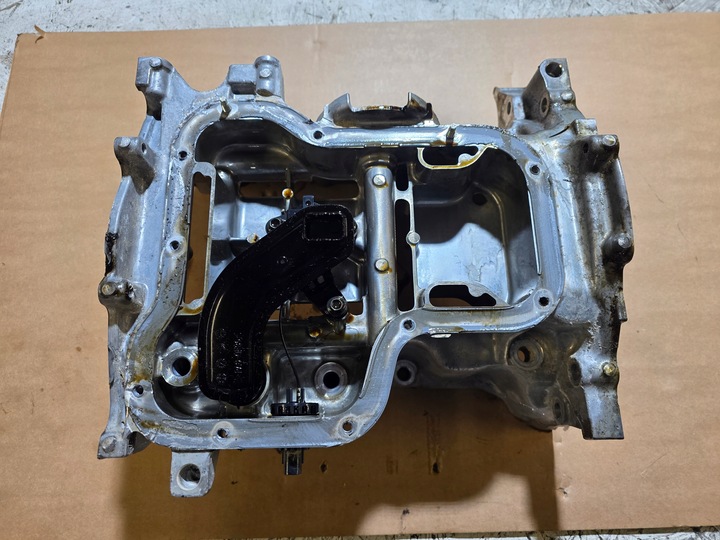 фото №1, Toyota yaris iv 1.5 гібрид піддон масляна основа піддон масляної картер