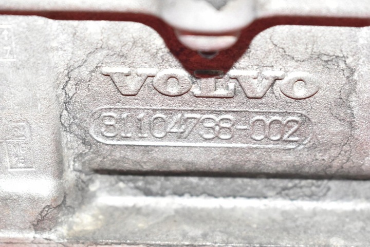 фото №5, Головка двигуна 31104738-002 volvo s60 1 i 2.4 d d5 163 km 00-04