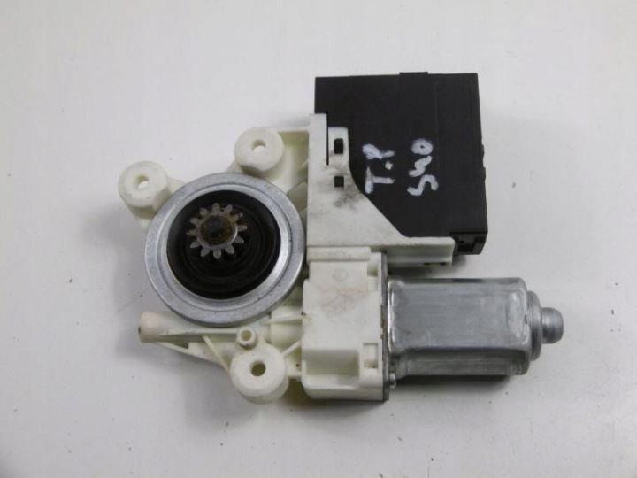 фото №9, Volvo s40 v50 ii 2 тип m двигунчик скла праве зад 992764-100 30710149