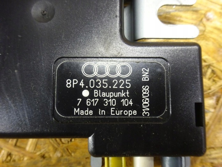 фото №9, Audi a3 8p 04-12 усилитель антенны антенный gps 8p4035225
