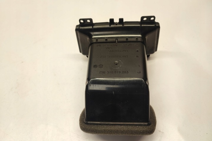 фото №11, Забірник  повітря консолі vw golf vii 5g1, bq1, be1, be2 5g0819209b 2.0l