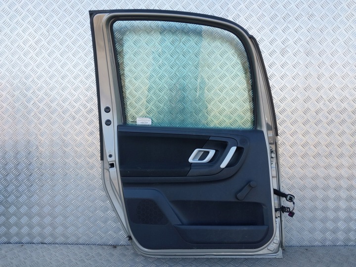 фото №7, 292. двері ліві зад skoda roomster 9202