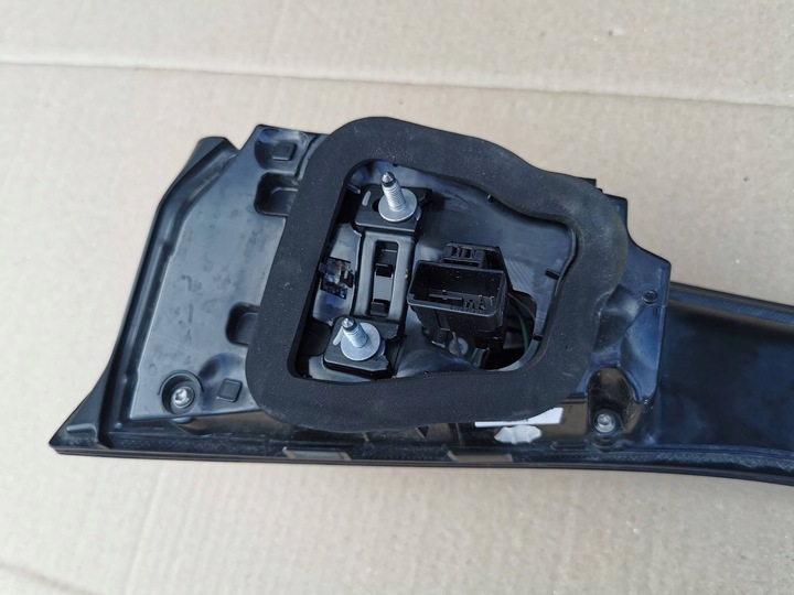 фото №14, Vw id4 id.4 11a лампа задня w кришка багажника накладка led 11a945093a