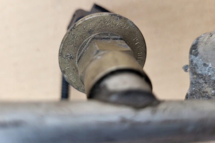 фото №11, Шланг трубка шланг кондиціонера датчик vw multivan transporter t5 оригінальний номер eu