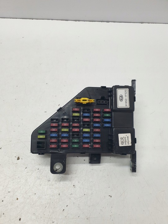 фото №1, Коробка предохранителей kia sportage ii 91950-1f520