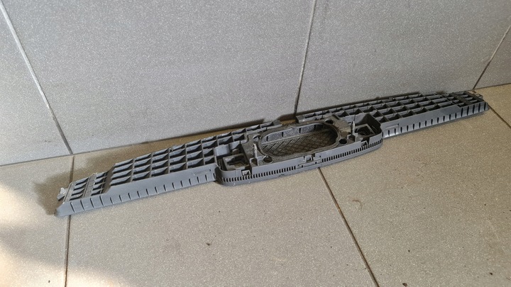 фото №6, Решётка воздуховод верхняя средняя audi a3 8p 8p0819635