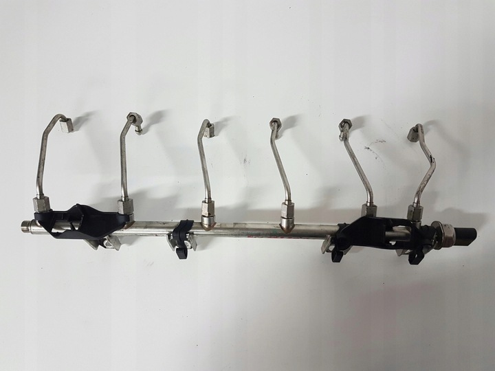 фото №1, Bmw e93 3.0i 325i планка вприскувальний 4549612