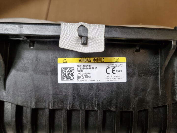 фото №14, Volvo xc60 ii панель шкіра консоль оригінал подушка безпеки водій пасажир колінний