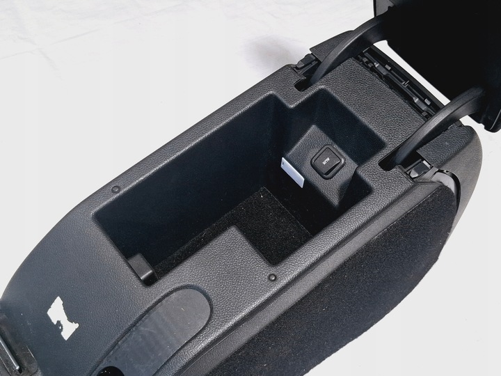 фото №8, Підлокітник тунель середній дисплей skoda superb ii 2 3t0 2008-2015