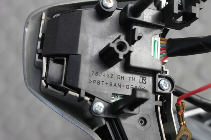 фото №10, Кнопки руль мультифункция mitsubishi l200 v 15-19
