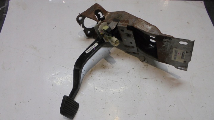 фото №1, Педаль тормоза hummer h3 2005 3.5