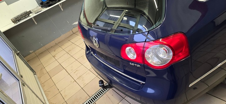 фото №1, Кришка багажника зад задня vw passat b6 колір la5e 2004-2010