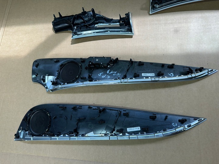 фото №14, Планки інтер'єру, декори декоративний, ґрати mercedes e w213 s, європа, фоновий