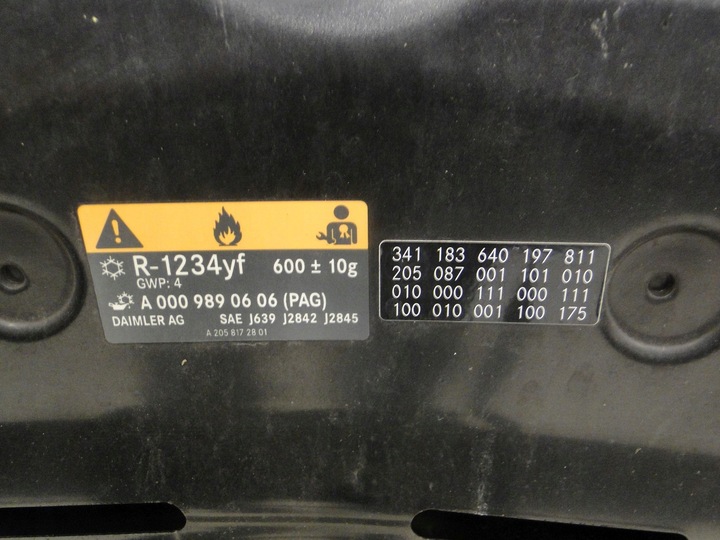 фото №12, Mercedes c клас 205 w205 63 amg капот 197