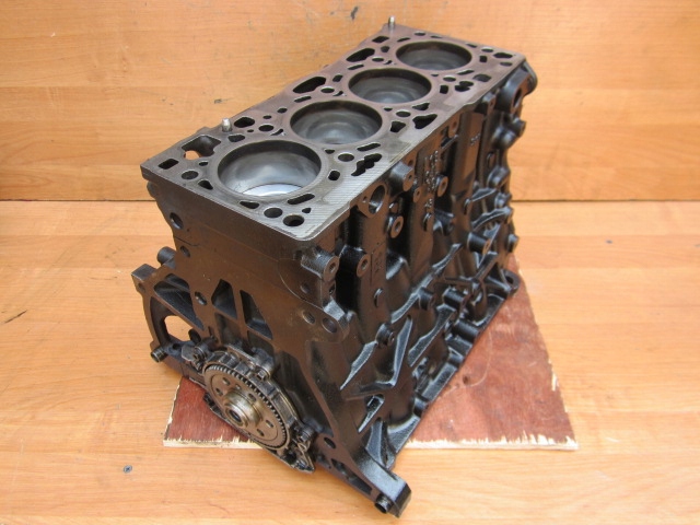 фото №9, Vw skoda audi 1.6 tdi dgt блок голий поршень wał 04lb 04l023ac 04l023ag v640