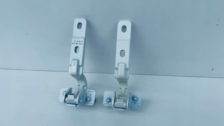фото №8, Петлі кришки mercedes gle 167 a167 a1677401500 a1677401600