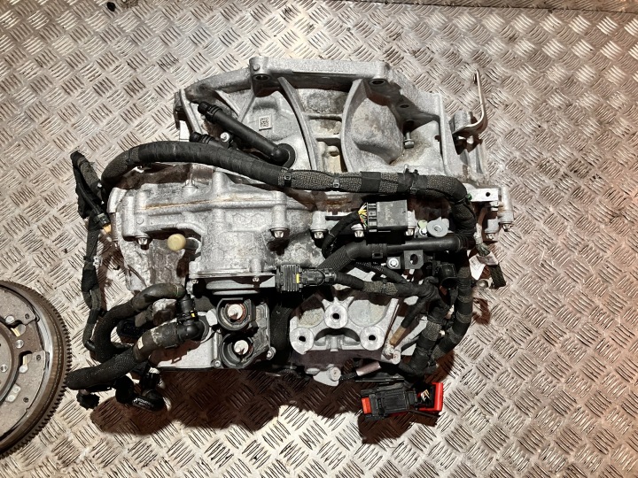 фото №9, Кпп кпп / коробка передач комплектна bmw x1 u11 1.5i гібрид gn7q40kg
