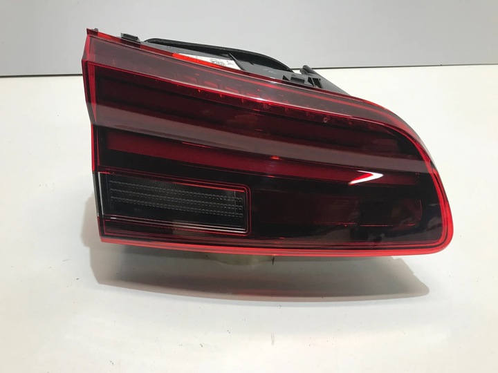 фото №1, Citroen c5x c5 x 2022 новый модель лампа левый зад крышки багажника 9834936280