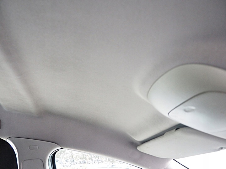 фото №11, Peugeot 307 sw универсал потолок потолок автомобиля красивая