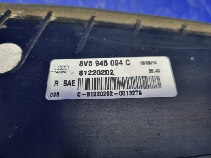 фото №10, Фара задня права w кришка багажника комплектна audi a3 8v sedan оригінал 8v5945094c