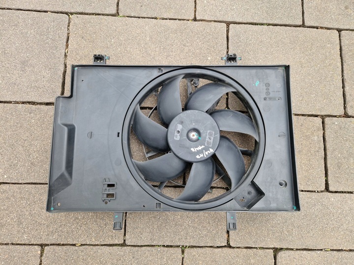 фото №8, Ford fiesta mk7 рестайлинг b-max корпус з вентилятор c1b1-8c607-dc 2008