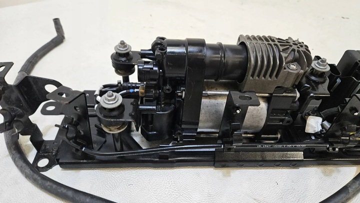 фото №1, Компресор підвішування rozdrzielacz maserati levante