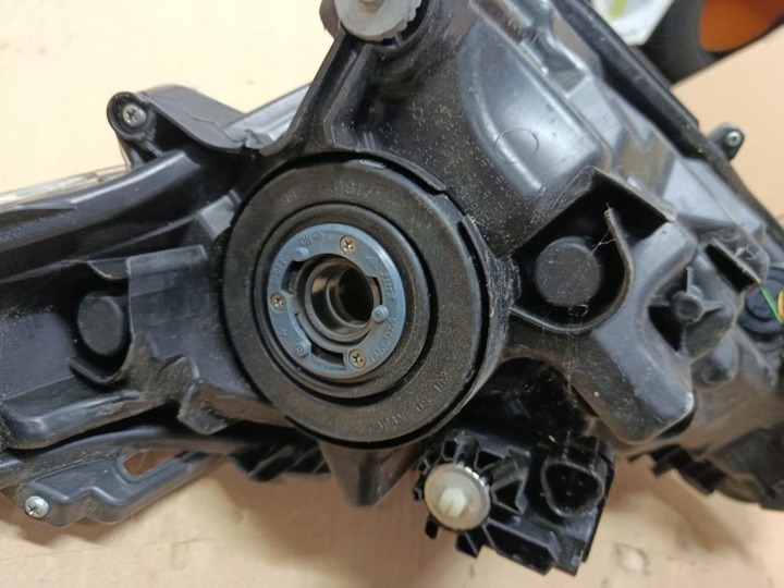 фото №8, Toyota corolla xii e21 фара передняя передняя правое eu 81110-02t31-00