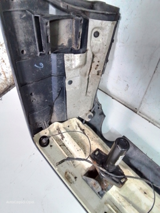 фото №6, N392 бампер задній  pdc bmw e36 montrealblau