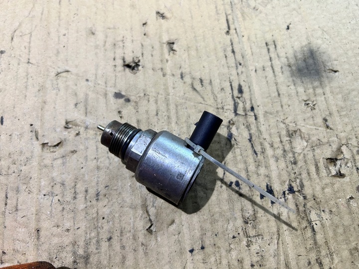 фото №1, Клапан датчик тиску пального sprinter 906 2.2 cdi om651 9307z522a00