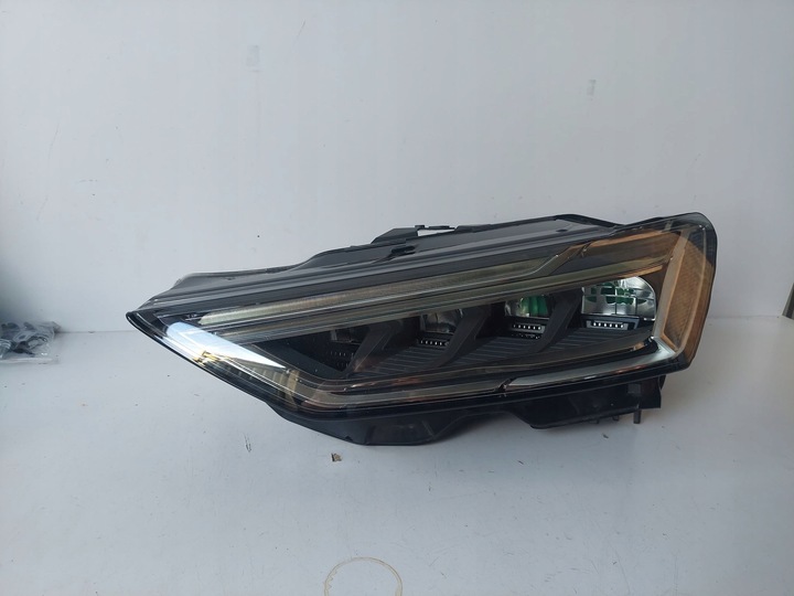 фото №1, Audi a7 s7 c8 4k лампа левая перед полный led