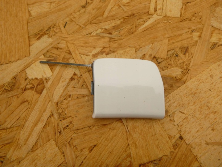 фото №1, Dacia spring заглушка фаркоп hak бампер перед 620228635r