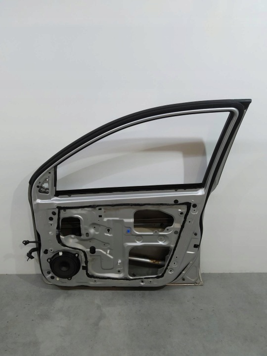 фото №13, Правая дверь перед k13 k23 nissan micra iv 2010-