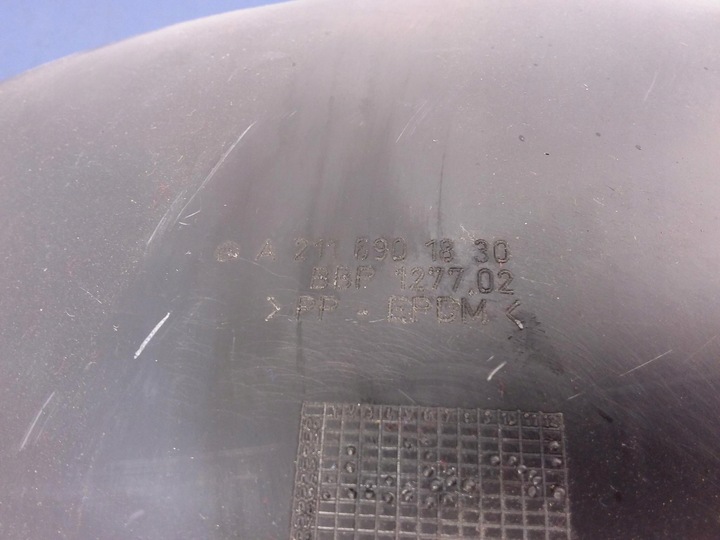 фото №9, Mercedes e w211 підкрилок праві зад a2116901830