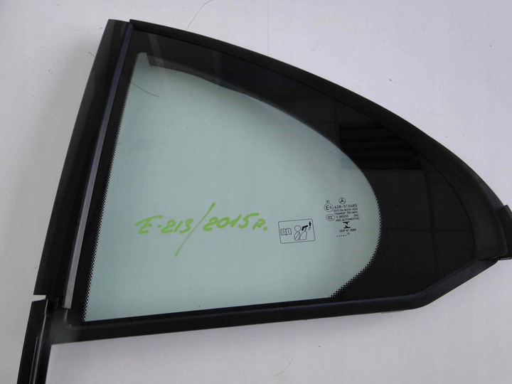 фото №4, Mercedes w213 213 стекло треугольная задняя левая 2015