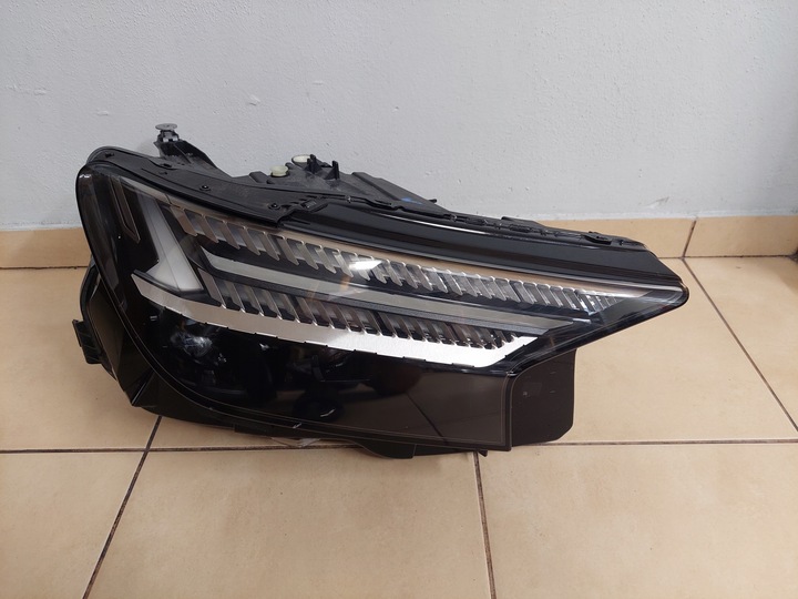 фото №1, Audi q4 e-tron полный led matrix правая