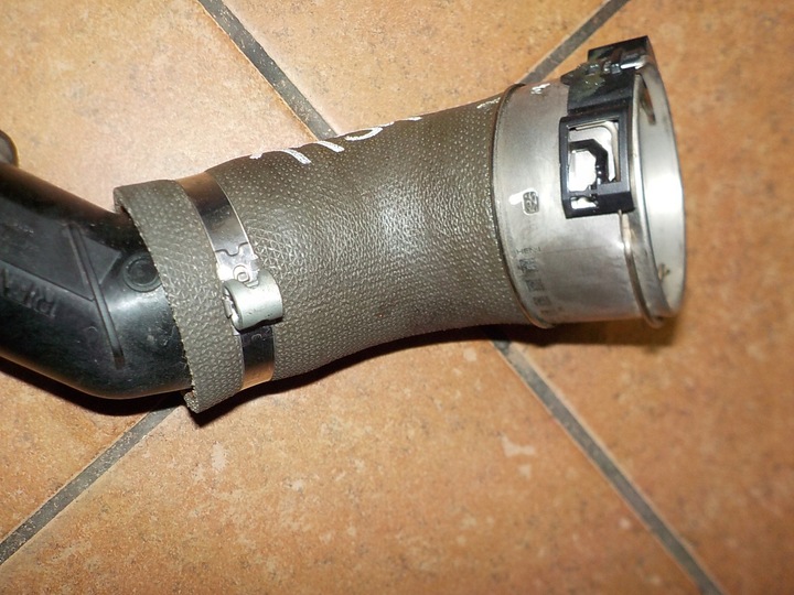 фото №3, Труба интеркулер clio v 1.5 синий dci 1199355s01