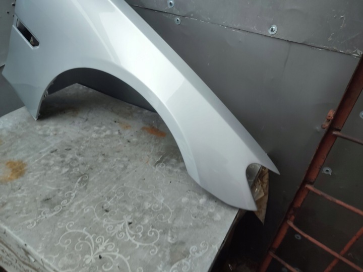фото №16, Крыло правое aluminiowy bmw 7 f01 f02 08-01.16r лак 354 титан серебро