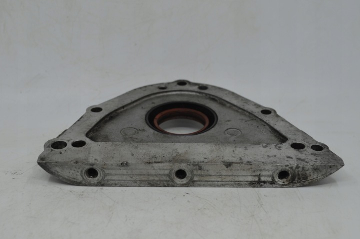 фото №6, 1996 audi a4 s4 b5 8d запчасть двигателя 056103153