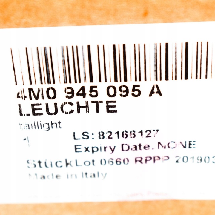 фото №6, Audi q7 sq7 4m rear left lower tail light 4m0945095a new