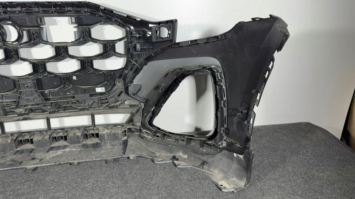 фото №13, Audi q8 sq8 4m8 рестайлинг s line 4m8 бампер перед переднее + решётка радиатора полный хороший