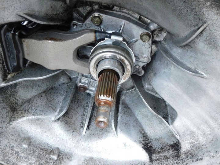 фото №14, Коробка передач коробки передач механічна коробка передач ford ranger iv 2.5 tdci 143km редуктор mazda bt-50