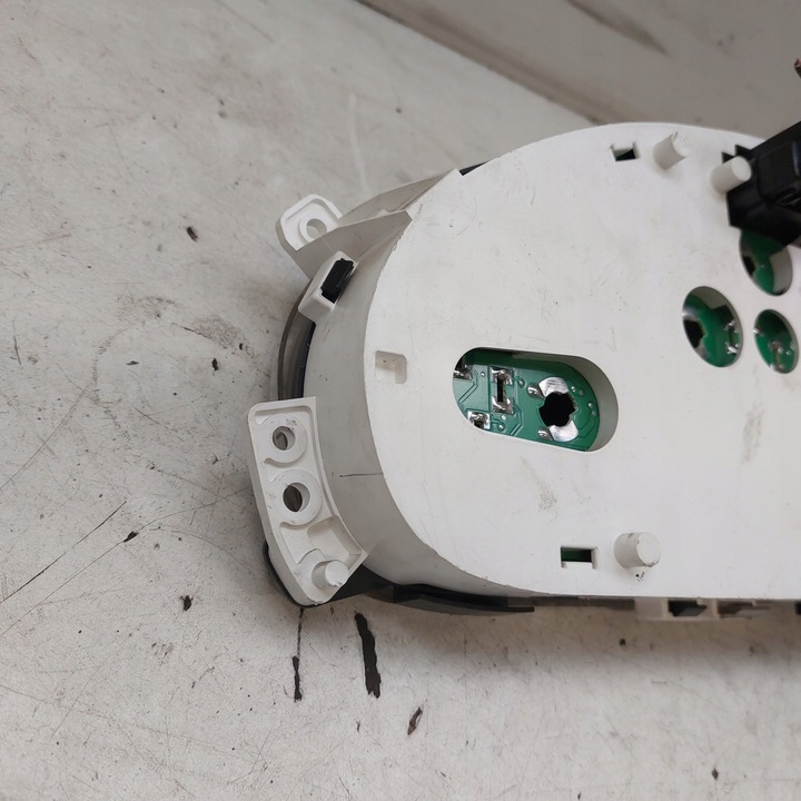 фото №12, Chrysler voyager iv 4 2,5crd спідометр  прилади європа