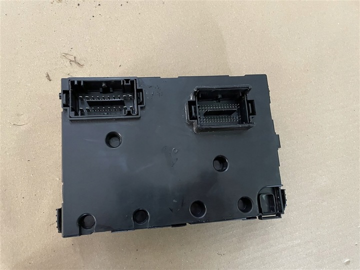 фото №5, Коробка предохранителей 00520780630 jeep renegade 14-18r 2017r