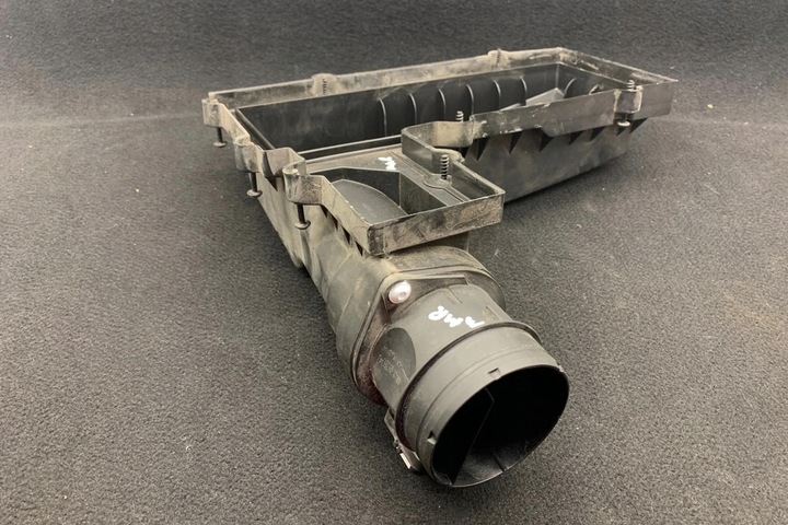 фото №8, Верх запчастина корпуси фільтра повітря skoda yeti 5l 1k0129607bc 2.0l дизель