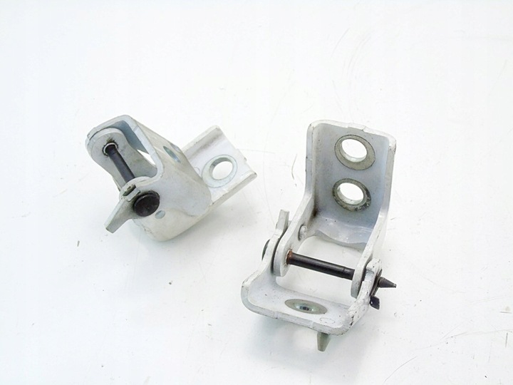 фото №1, Петля петли дверь правый зад citroen c3 iii ewpb