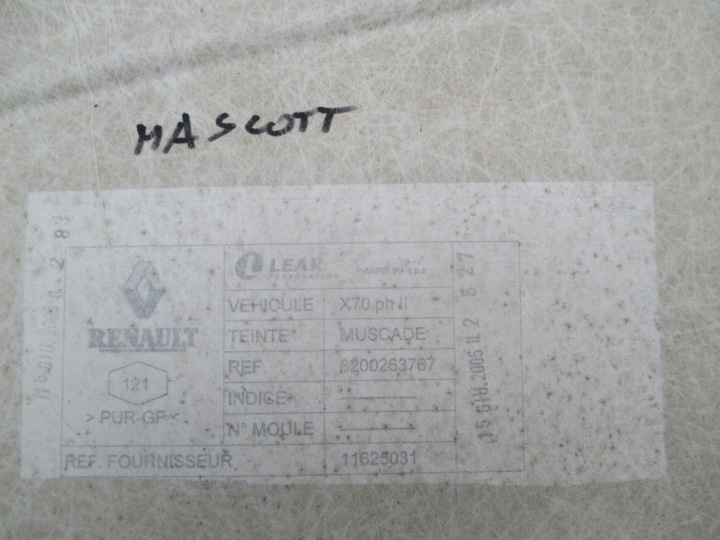 фото №4, Потолок кабины master mascott 03-10 кабина doka