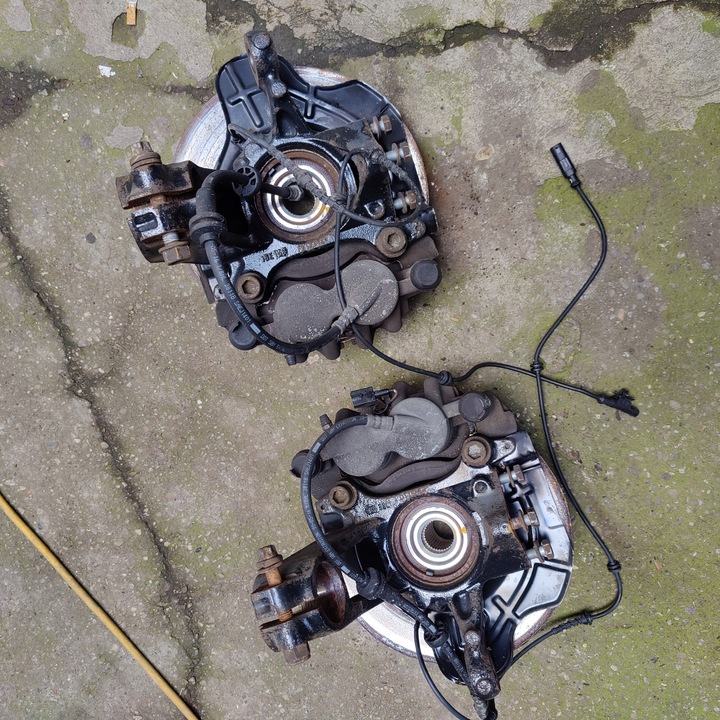 фото №6, Fiat ducato 2.3 поворотный кулак комплектная правая 16'